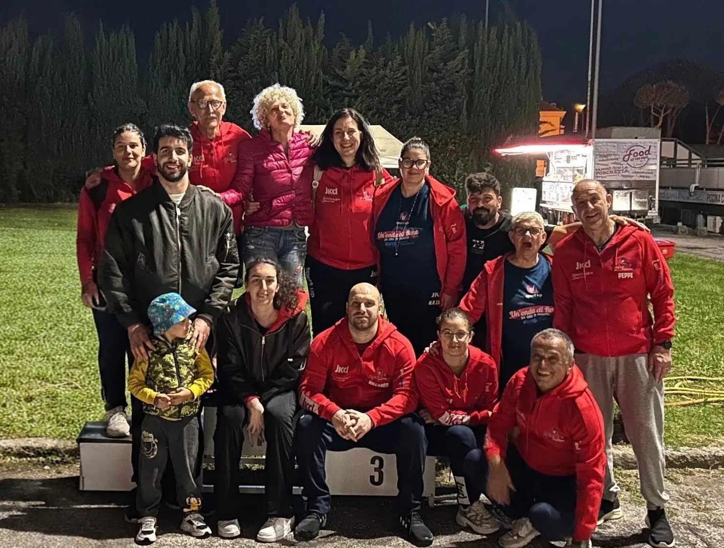 La squadra Sportup Sambenedettese alle 24 ore di nuoto